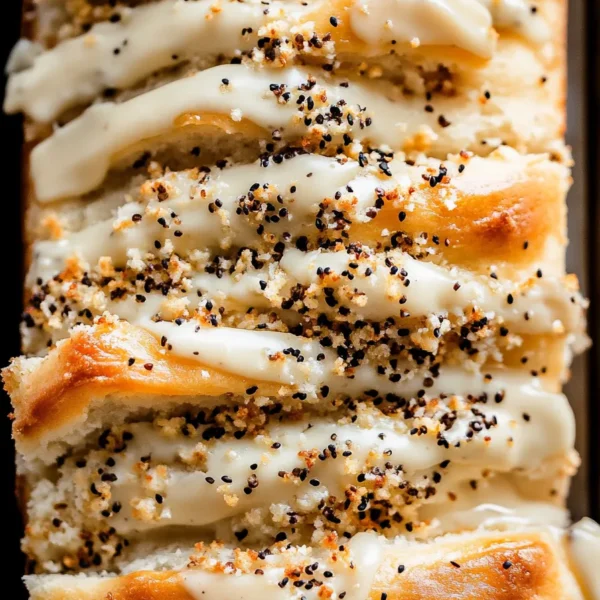 Freshly Baked Everything Bagel Pull Apart Bread