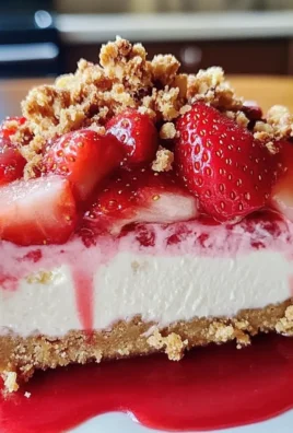 Strawberry Crunch Cheesecake - Easy Creamy & Crunchy Delight
