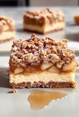 Sweet Apple Crisp Cheesecake Bars