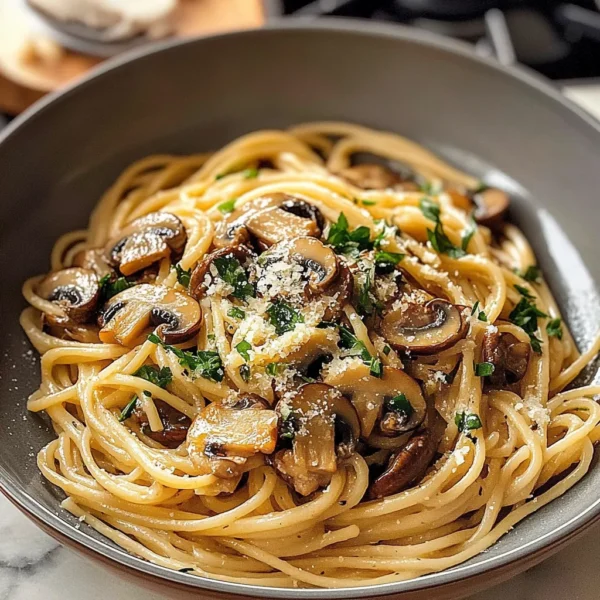 IRRESISTIBLE MUSHROOM PASTA STIR FRY: A FLAVORFUL DELIGHT