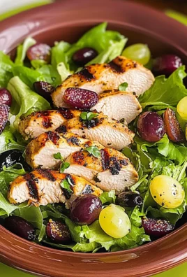 VIBRANT GRILLED CHICKEN AND GRAPE SPRING SALAD RECIPE