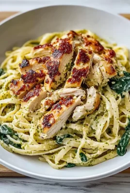 Simple Creamy Chicken Pesto Pasta with Spinach