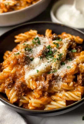 One pot creamy tomato beef pasta